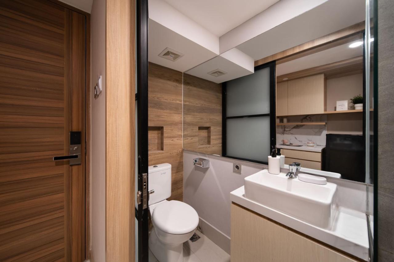 Cove Prima Aparthotel Jakarta Exterior photo